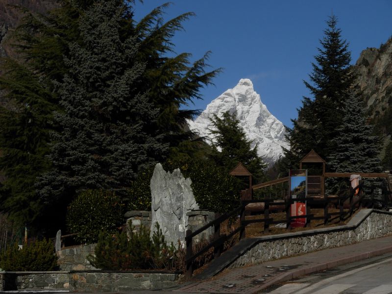 Il Monte Cervino visto da Antey - Foto di Gian Mario Navillod.
