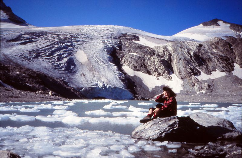 Il lago ed il ghiacciaio di Goletta nel 1985. Foto cortesia di Marco Brancolini - Ogni diritto riservato.